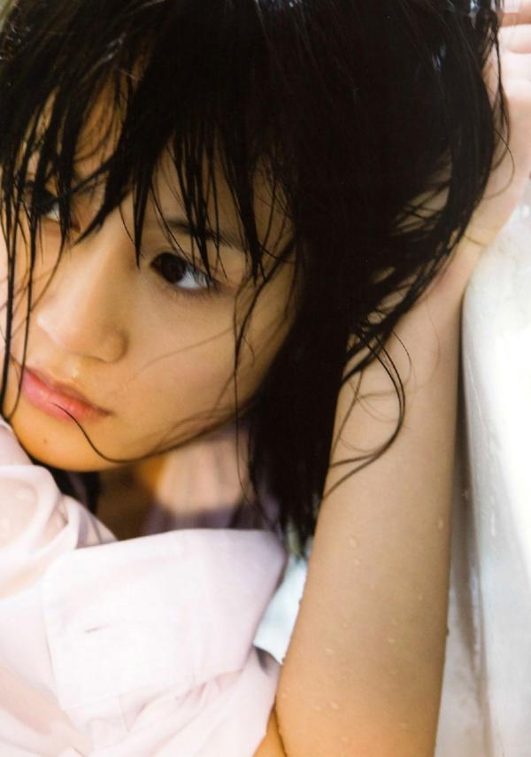    前田敦子 Atsuko Maeda《In-Tokyo》日本清纯写真集：少女生活私房与户外清新记录第73张图片