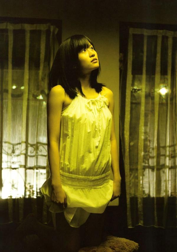    前田敦子 Atsuko Maeda《In-Tokyo》日本清纯写真集：少女生活私房与户外清新记录第81张图片