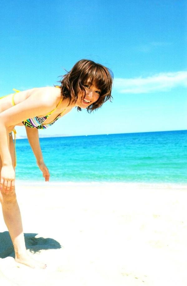    PB写真集_冈本玲《TRANS》：高清套图带你领略日本清新冬日与夏日比基尼的迷人风采第2张图片