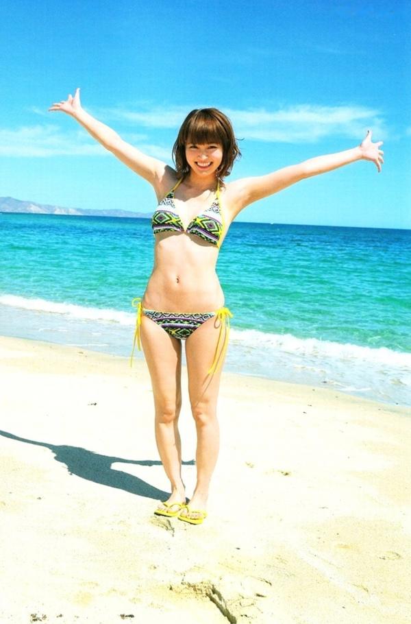    PB写真集_冈本玲《TRANS》：高清套图带你领略日本清新冬日与夏日比基尼的迷人风采第64张图片