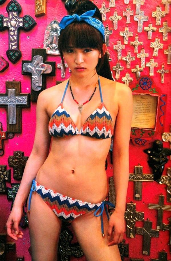    PB写真集_冈本玲《TRANS》：高清套图带你领略日本清新冬日与夏日比基尼的迷人风采第113张图片