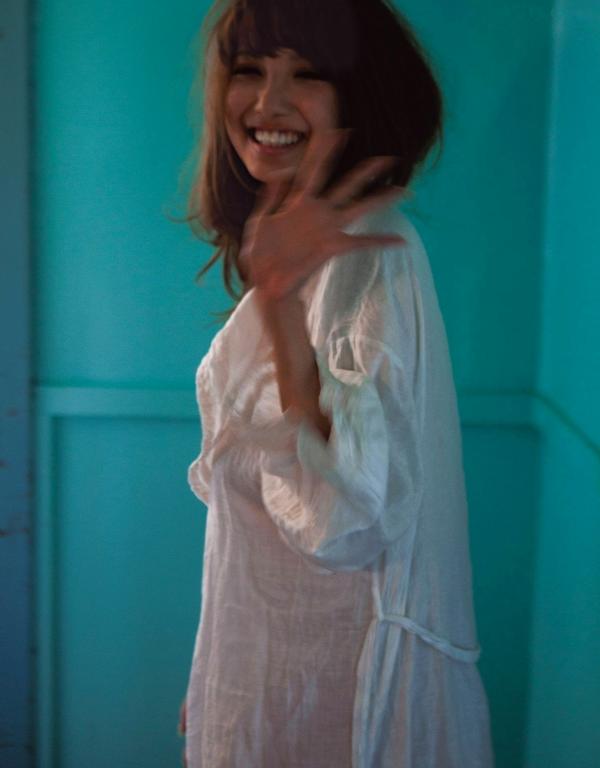    PB写真集_安斋らら：清纯甜美与湿身诱惑，海边比基尼尽显极致魅惑第6张图片