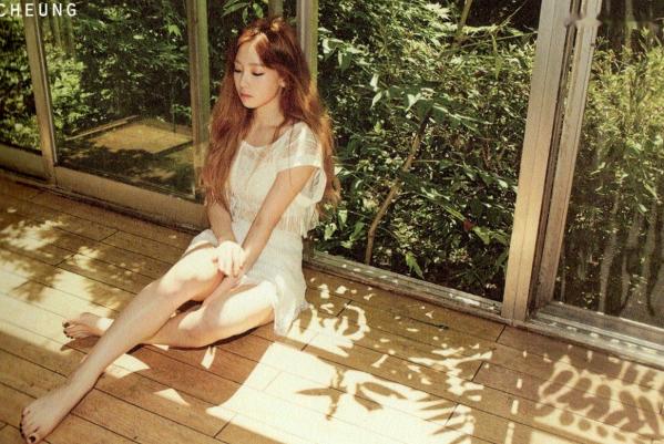    PB写真集_TaeTiSeo韩国少女时代《HOLLER》：潮流街拍与室内私房时尚写真大赏第8张图片