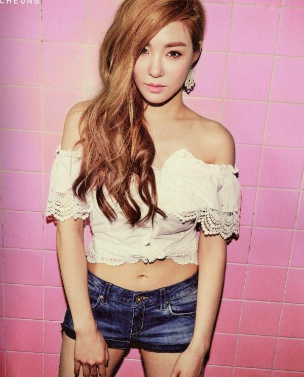    PB写真集_TaeTiSeo韩国少女时代《HOLLER》：潮流街拍与室内私房时尚写真大赏第10张图片