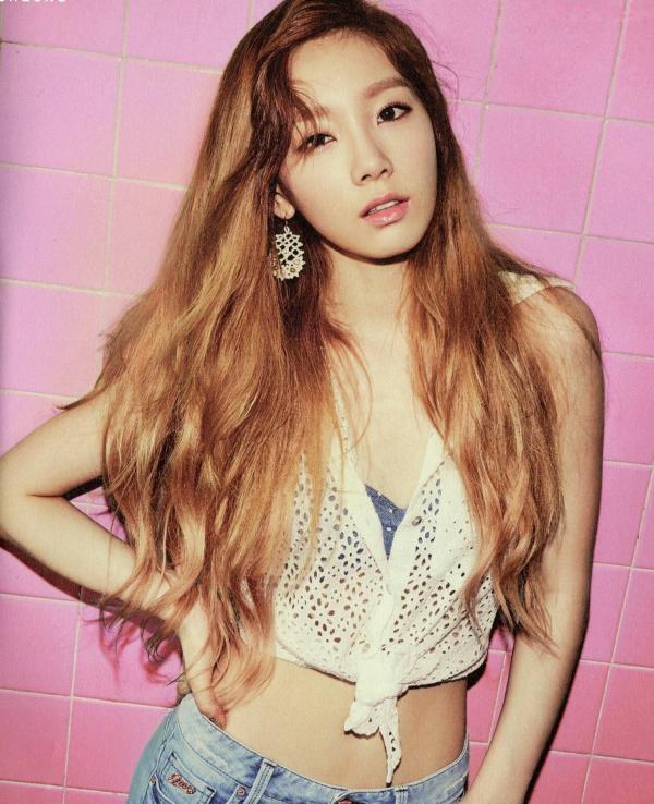    PB写真集_TaeTiSeo韩国少女时代《HOLLER》：潮流街拍与室内私房时尚写真大赏第12张图片