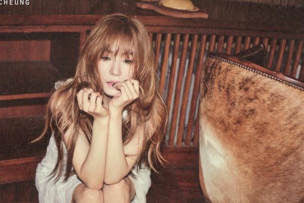    PB写真集_TaeTiSeo韩国少女时代《HOLLER》：潮流街拍与室内私房时尚写真大赏第15张图片