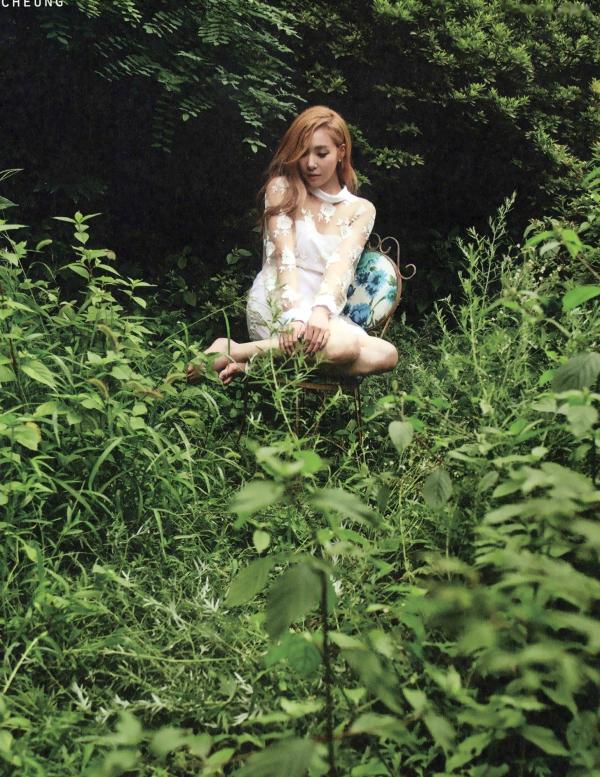    PB写真集_TaeTiSeo韩国少女时代《HOLLER》：潮流街拍与室内私房时尚写真大赏第22张图片