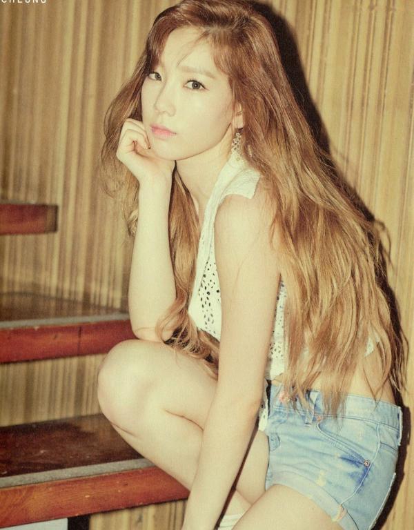    PB写真集_TaeTiSeo韩国少女时代《HOLLER》：潮流街拍与室内私房时尚写真大赏第23张图片