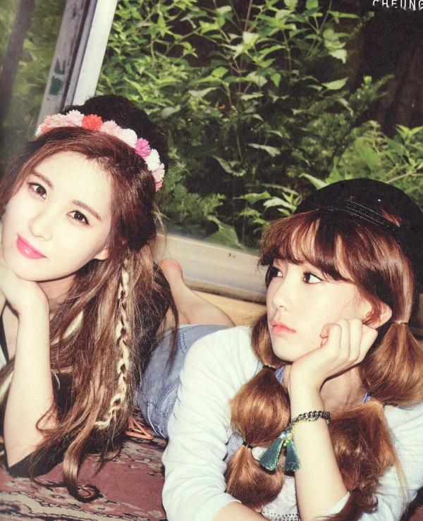    PB写真集_TaeTiSeo韩国少女时代《HOLLER》：潮流街拍与室内私房时尚写真大赏第37张图片