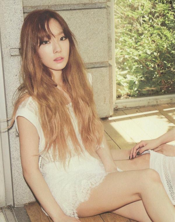    PB写真集_TaeTiSeo韩国少女时代《HOLLER》：潮流街拍与室内私房时尚写真大赏第43张图片