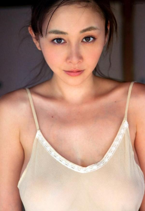    杉原杏璃《as32》精美写真集，展现极致童颜巨乳与温柔气质私房照，优雅诱惑每一面第20张图片