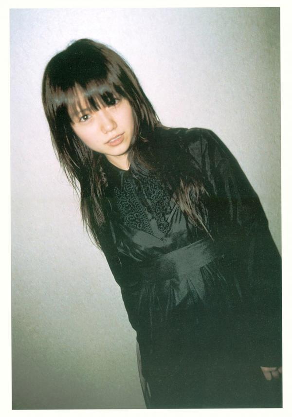    PB写真集_宮崎あおい/宫崎葵 《20TH ANNIVERSARY 「光」》 清新治愈户外写真第33张图片
