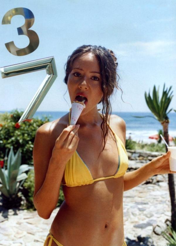    道端杰西卡(Jessica Michibata)月刊写真：混血超模户外网球场与沙滩性感系列[53P]第26张图片