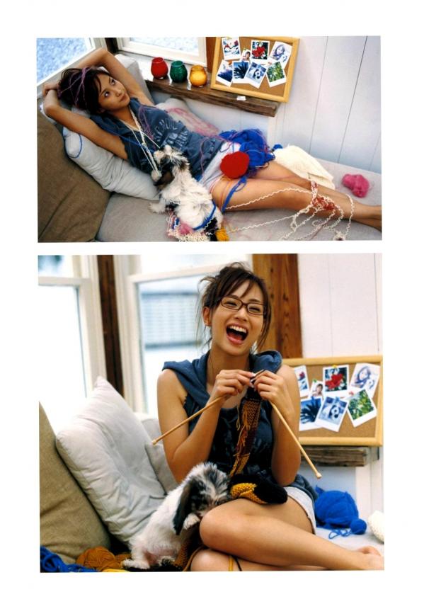    PB写真集 藤本美贵《cheri（シェリー）》：湿身比基尼与优雅红裙，展现百变女神清纯与性感风采第35张图片