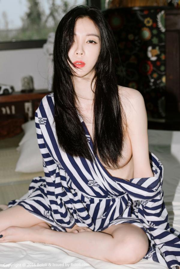    BoLoli波萝社-bol.118-bebe_kim-韩国模特室内私房写照，极致清纯与性感诱惑的视觉盛宴第26张图片