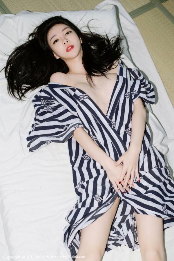    BoLoli波萝社-bol.118-bebe_kim-韩国模特室内私房写照，极致清纯与性感诱惑的视觉盛宴第29张图片