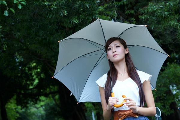    台湾正妹Winnie小雪/庄咏惠校园户外写真，清新甜美邻家女孩风范，治愈系唯美青春影像第3张图片