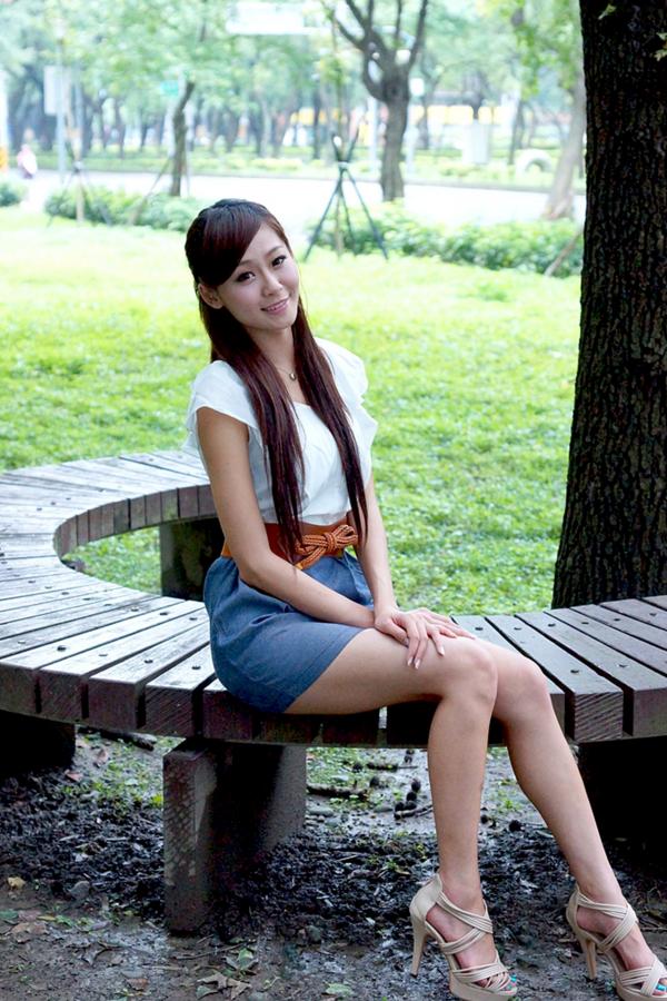    台湾正妹Winnie小雪/庄咏惠校园户外写真，清新甜美邻家女孩风范，治愈系唯美青春影像第23张图片