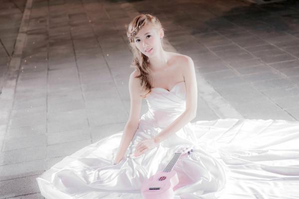    台湾女神金允乔Kila晶晶：浪漫摩天轮夜景婚纱写真清新演绎第43张图片