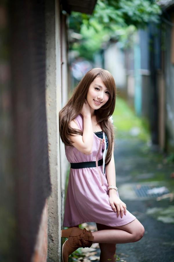    台湾正妹Kimi小步吕思莹《小港老巷街拍》清新甜美街头外拍个人写真集第22张图片