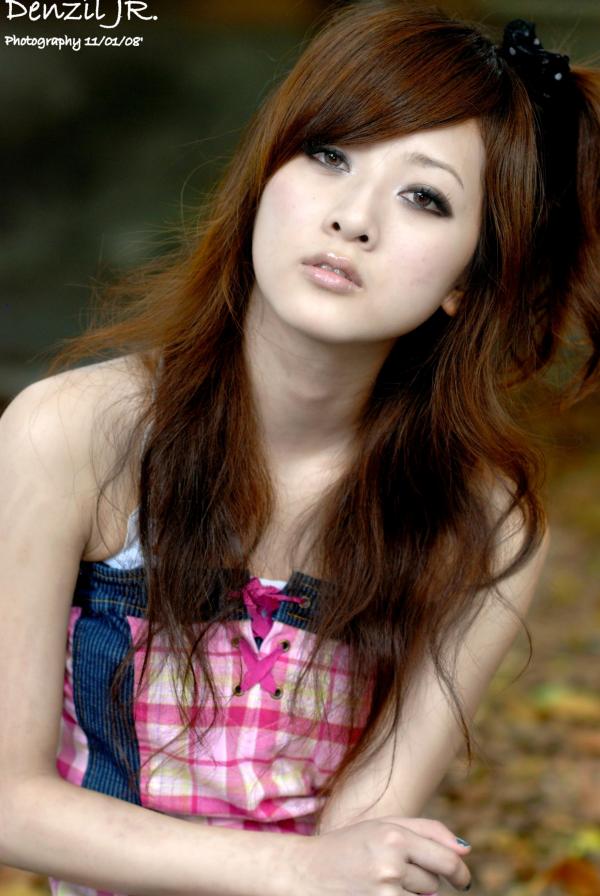    台湾正妹果子MM张允霏《台大外拍》第II部写真集，青春活力户外校园风清纯街拍第8张图片