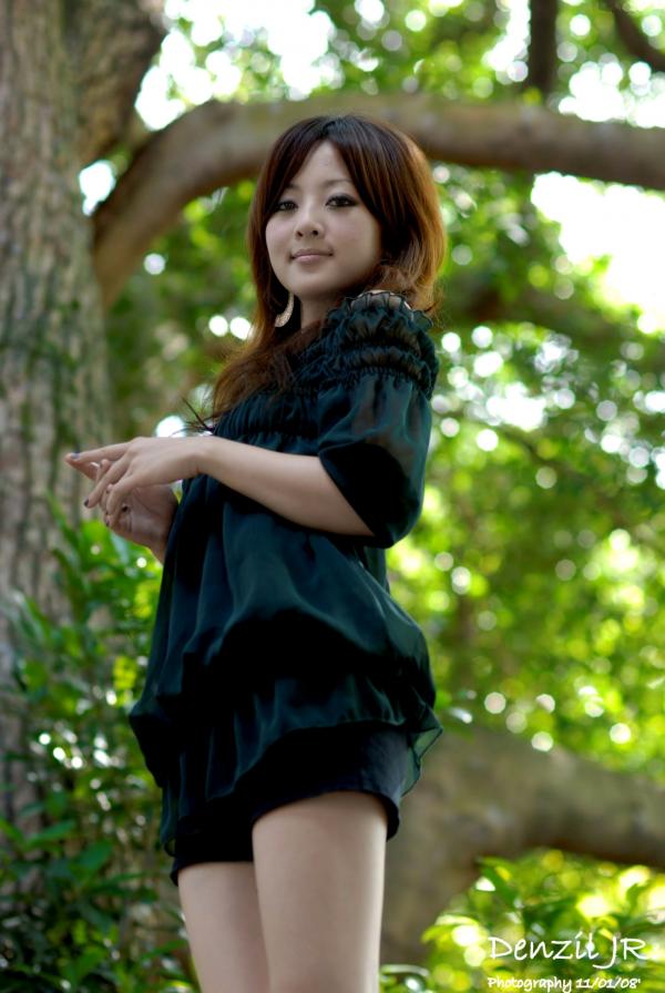    台湾正妹果子MM张允霏《台大外拍》第II部写真集，青春活力户外校园风清纯街拍第51张图片