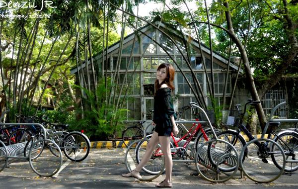    台湾正妹果子MM张允霏《台大外拍》第II部写真集，青春活力户外校园风清纯街拍第65张图片