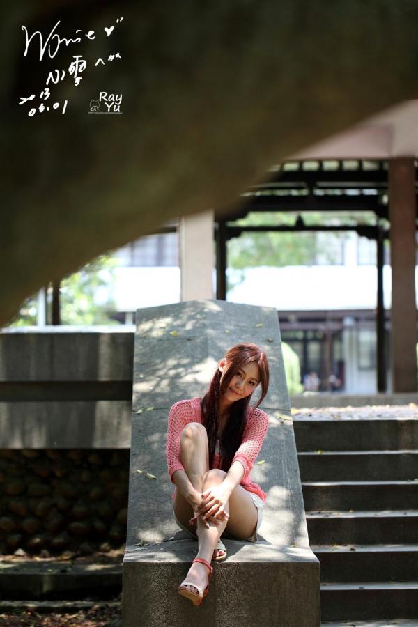    台湾正妹Winnie小雪庄咏惠户外清新私拍：粉色针织装演绎甜美治愈系氧气美女写真第44张图片