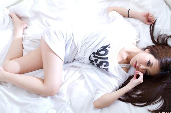    台湾正妹林小鹿Daisy清新治愈系家居写真合集，展现修长美腿与邻家女神气质第52张图片