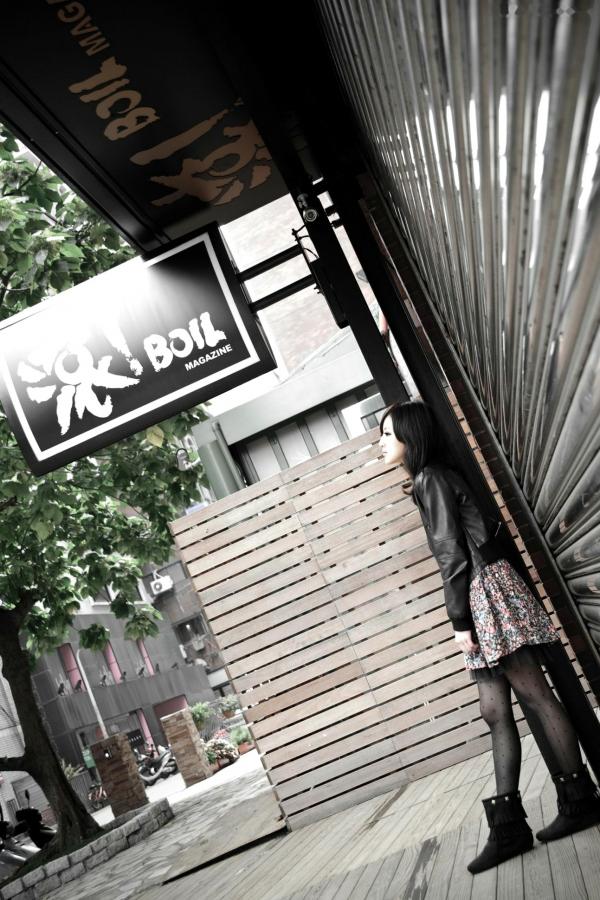    台湾正妹张允霏/张凯洁《东区街拍》潮流时尚写真，元气少女甜美穿搭都市街拍集第4张图片