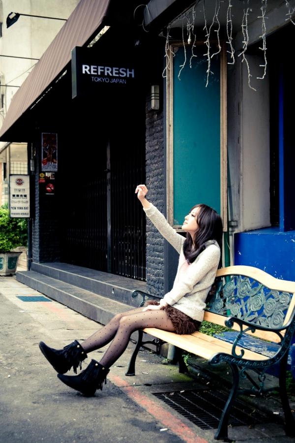   台湾正妹张允霏/张凯洁《东区街拍》潮流时尚写真，元气少女甜美穿搭都市街拍集第40张图片