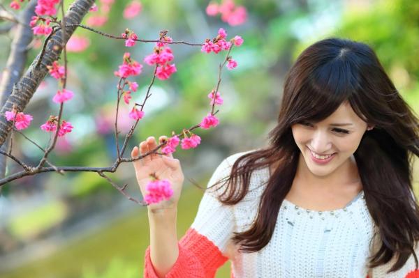    台湾美女钟幸村/梁以辰《双溪公园》清新户外随拍写真，治愈系甜美邻家女孩踏青唯美摄影集第10张图片