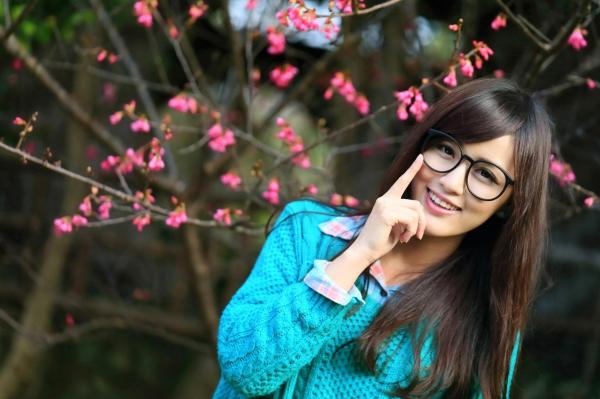    台湾美女钟幸村/梁以辰《双溪公园》清新户外随拍写真，治愈系甜美邻家女孩踏青唯美摄影集第11张图片