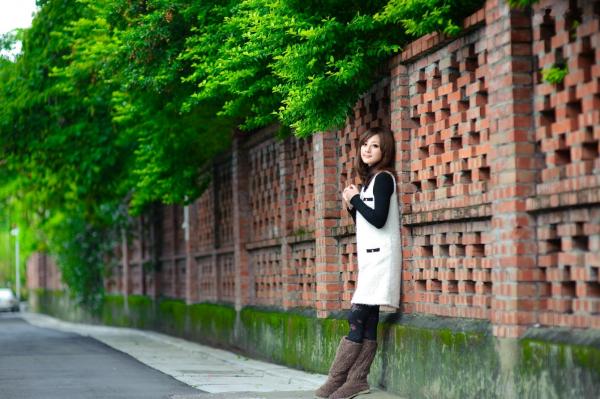    台湾正妹果子Mikako淡水外拍写真，清新甜美冬季穿搭尽显治愈系少女质感第3张图片