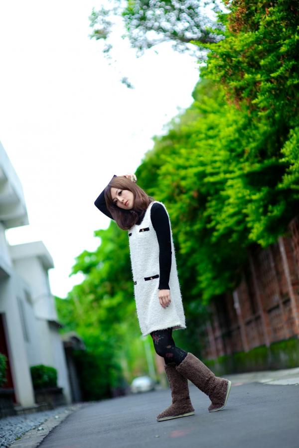    台湾正妹果子Mikako淡水外拍写真，清新甜美冬季穿搭尽显治愈系少女质感第5张图片