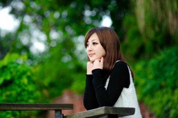    台湾正妹果子Mikako淡水外拍写真，清新甜美冬季穿搭尽显治愈系少女质感第7张图片