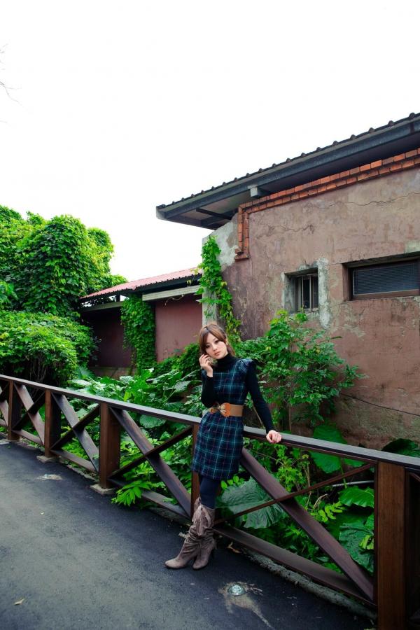    台湾正妹果子Mikako淡水外拍写真，清新甜美冬季穿搭尽显治愈系少女质感第42张图片