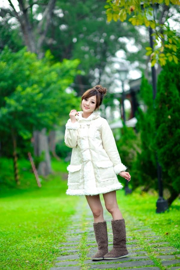    台湾正妹果子Mikako淡水外拍写真，清新甜美冬季穿搭尽显治愈系少女质感第87张图片