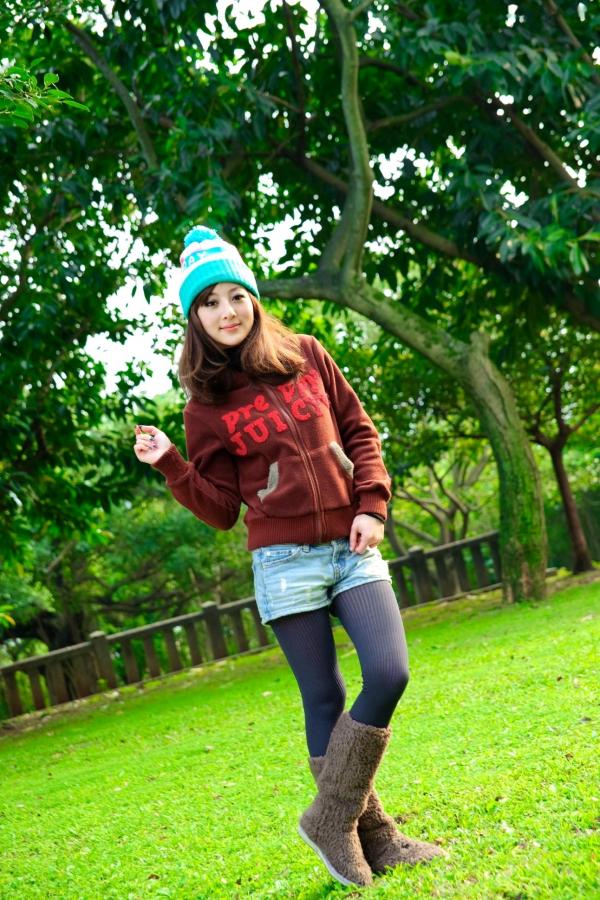    台湾正妹果子Mikako淡水外拍写真，清新甜美冬季穿搭尽显治愈系少女质感第93张图片