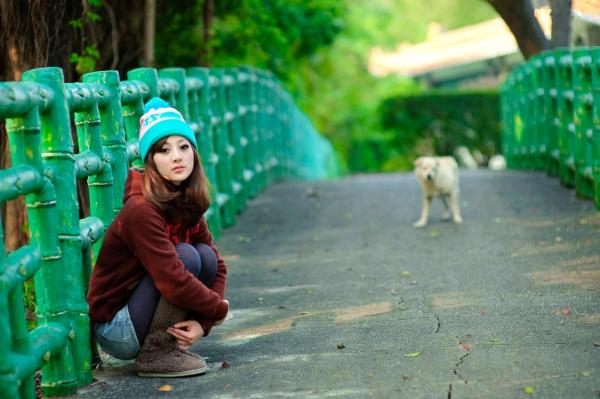    台湾正妹果子Mikako淡水外拍写真，清新甜美冬季穿搭尽显治愈系少女质感第96张图片