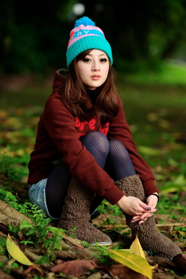    台湾正妹果子Mikako淡水外拍写真，清新甜美冬季穿搭尽显治愈系少女质感第102张图片