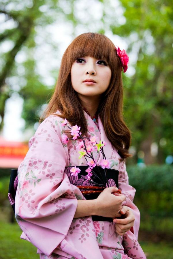    台湾正妹果子、小品、兔兔(品果兔)《宜蘭和服遊拍》户外古风写真，清纯美少女角色扮演英气十足第3张图片