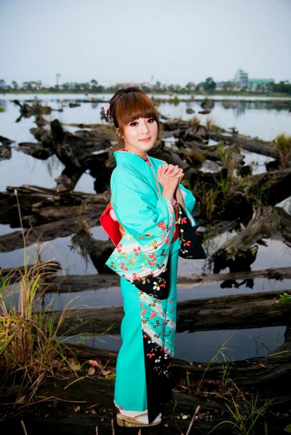    台湾正妹果子、小品、兔兔(品果兔)《宜蘭和服遊拍》户外古风写真，清纯美少女角色扮演英气十足第51张图片