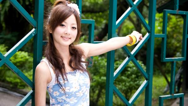    台湾正妹张凯洁/张允霏《士林官邸》清新户外外拍，自然园林间邻家女孩甜美时刻，高清人物写真摄影第53张图片