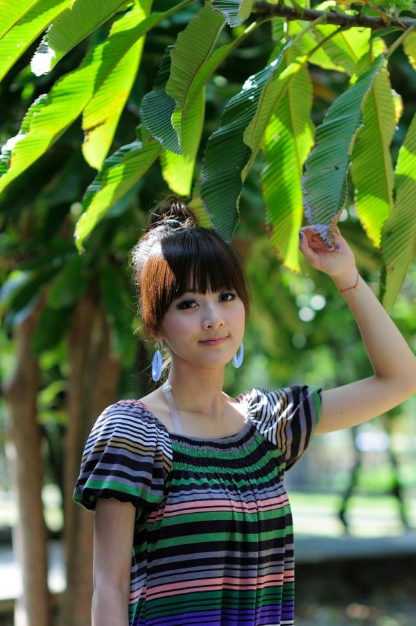    台湾正妹张凯洁（果子MM）士林官邸清新户外写真，展现灵动甜美少女范儿，高清图片集第11张图片