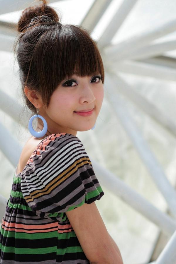    台湾正妹张凯洁（果子MM）士林官邸清新户外写真，展现灵动甜美少女范儿，高清图片集第31张图片