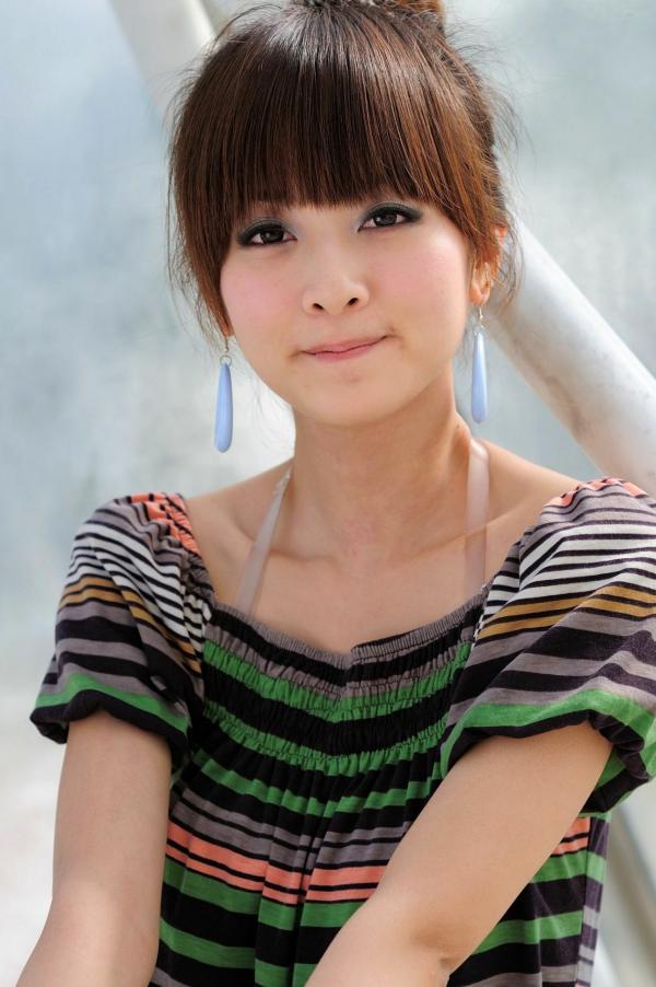    台湾正妹张凯洁（果子MM）士林官邸清新户外写真，展现灵动甜美少女范儿，高清图片集第32张图片