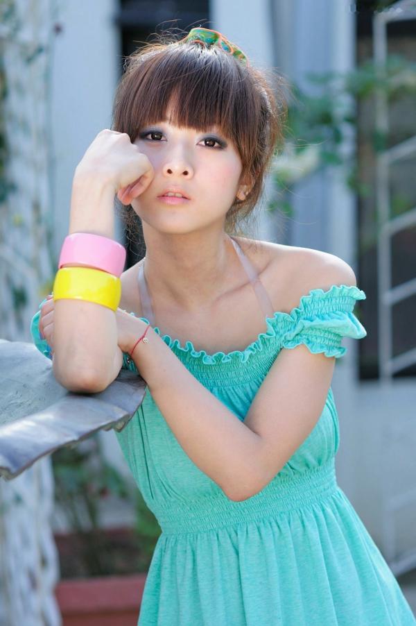    台湾正妹张凯洁（果子MM）士林官邸清新户外写真，展现灵动甜美少女范儿，高清图片集第49张图片