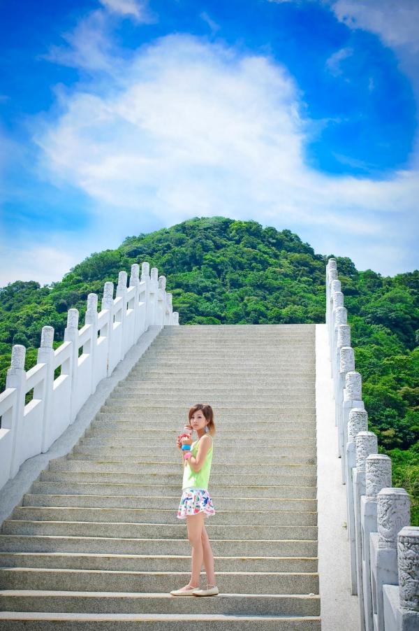    台湾正妹张凯洁大湖公园清新外拍写真_气质少女白裙唯美治愈系街拍第8张图片
