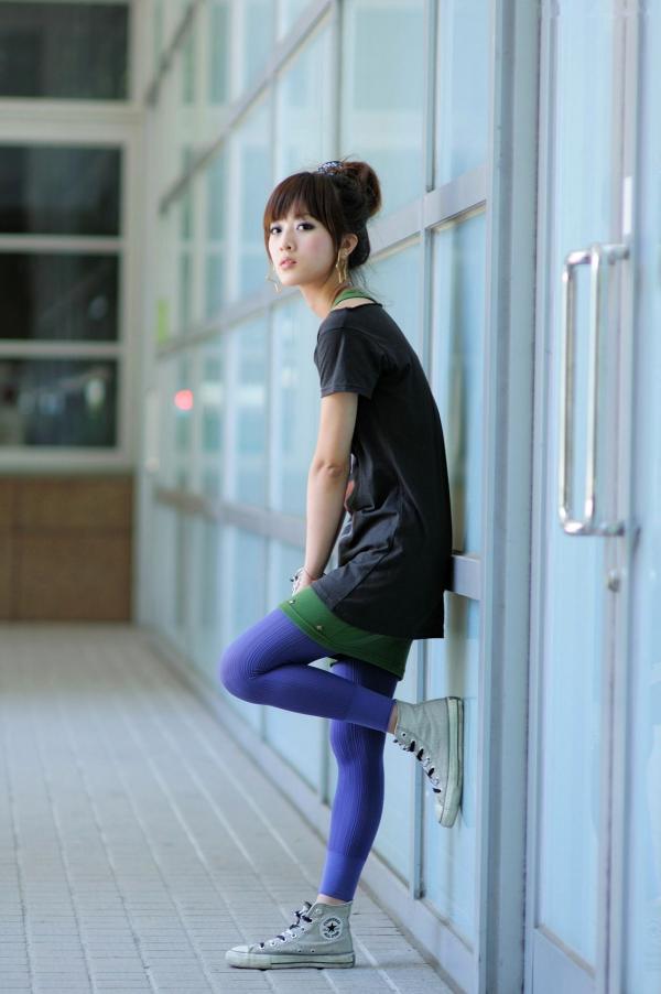    台湾正妹果子Mikako台大法商学院清纯少女外拍写真，清新甜美校园风户外街拍，治愈系邻家女孩写真集第66张图片